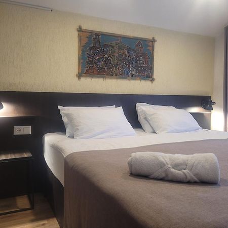 Lea Guest House Tbilisi Værelse billede