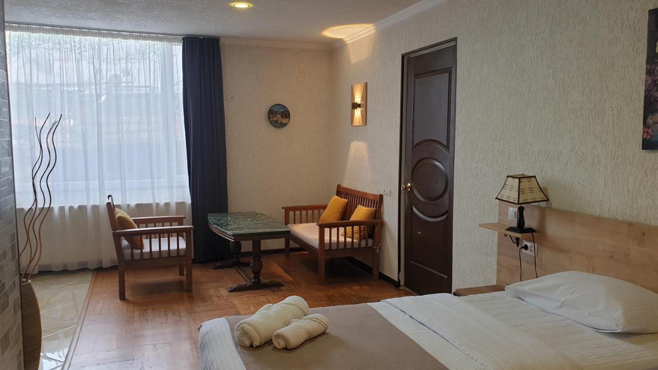 Lea Guest House Tbilisi Eksteriør billede