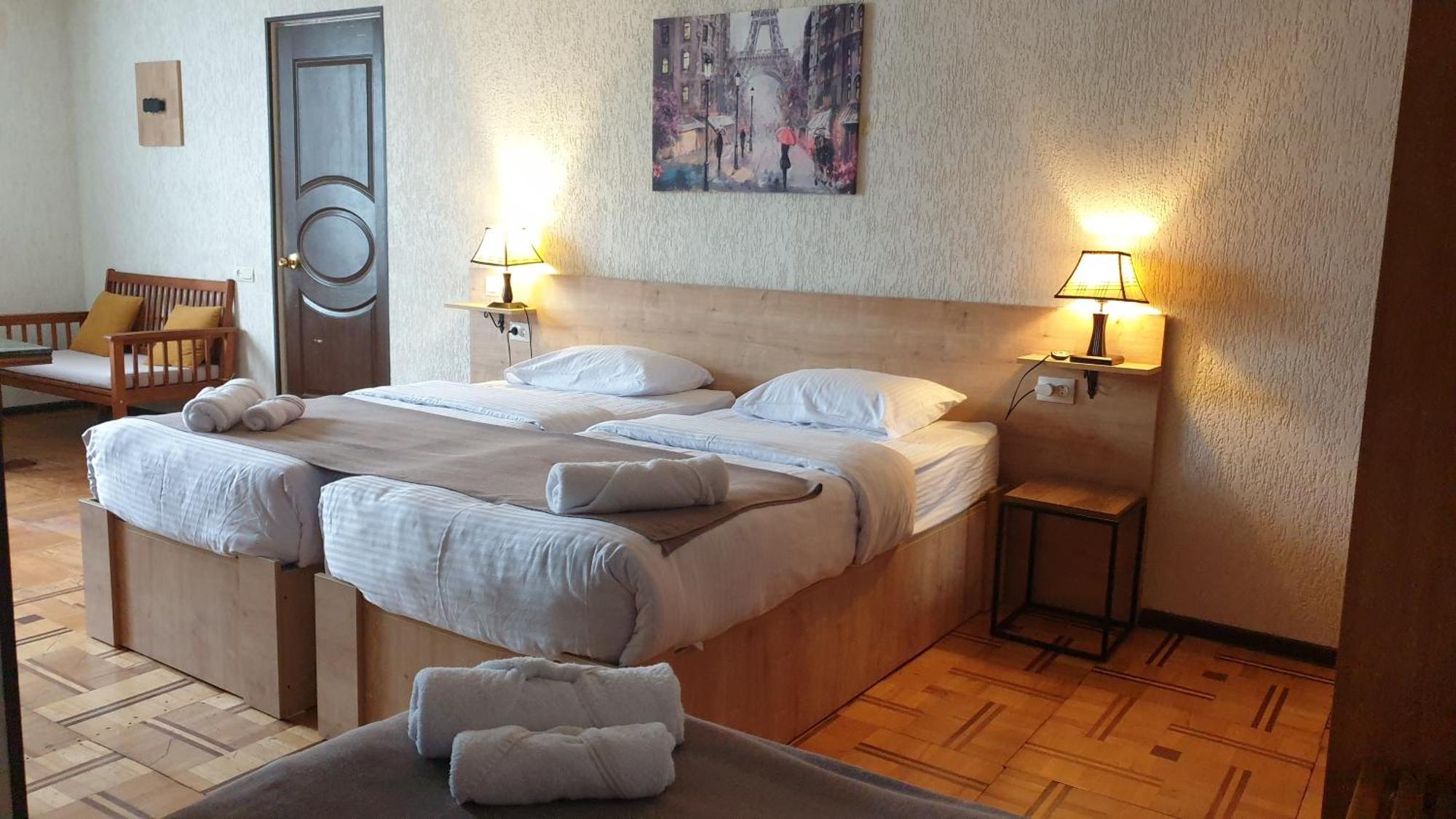 Lea Guest House Tbilisi Værelse billede